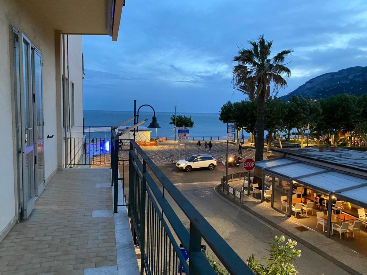 La Casa Lungo Il Mare Apartment Maiori Ngoại thất bức ảnh